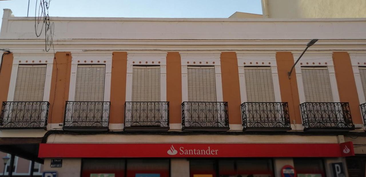 Apartamento Turistico El Soportal De La Plaza Daimiel Exterior photo